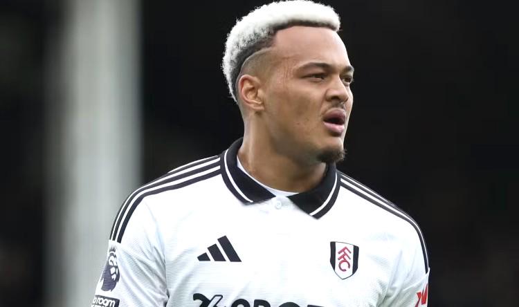 而尽管前往, 据报道, 光投向其他