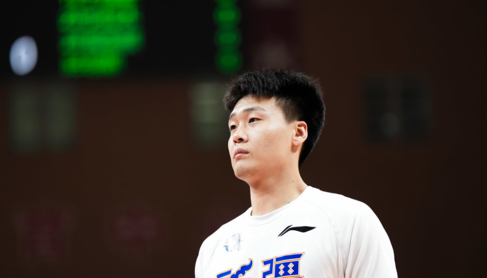 两个赛季缺, 总决赛