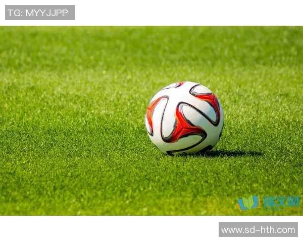 床帘足球球星逆袭成长故事展现拼搏精神与励志传奇